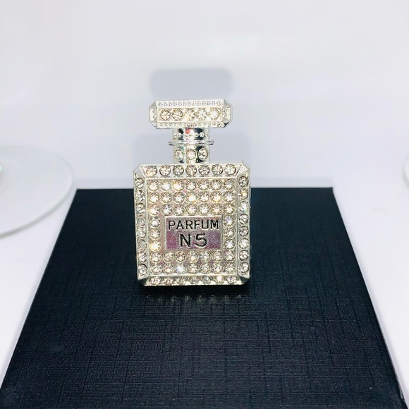 Parfum N5 Automobile Vent Clip - Picture 5 of 9